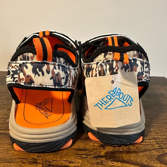 Thereabouts Boys Ripple Tan Camo Sandals NWT Various Sizes - Picture 5 of 7